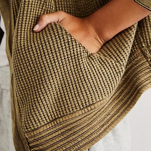 FREE PEOPLE HOODIE (L) - Picture 6 of 8